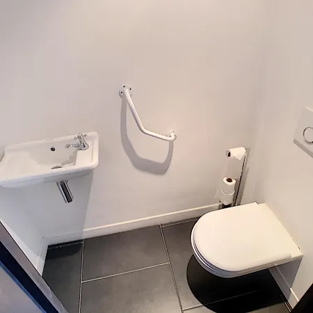 1-bedroom Beachfront With Sea View * Cannes